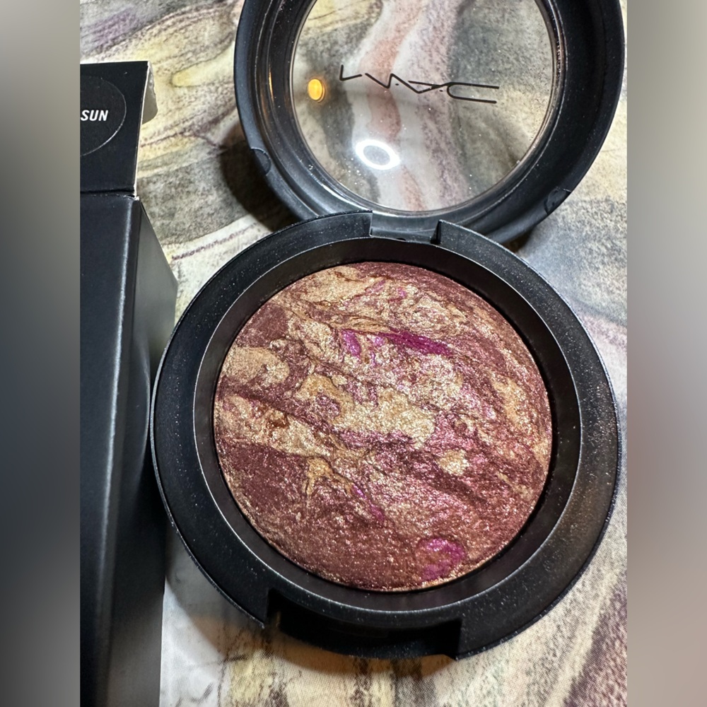 MAC COSMETICS BNIB IN THE SUN RARE Mineralize eyeshadow Eye Shadow LIMITED LE!
